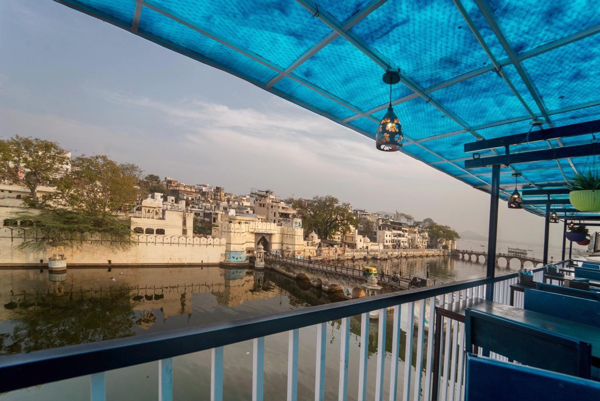 Venice View Hotel & Restaurant Udaipur Dış mekan fotoğraf